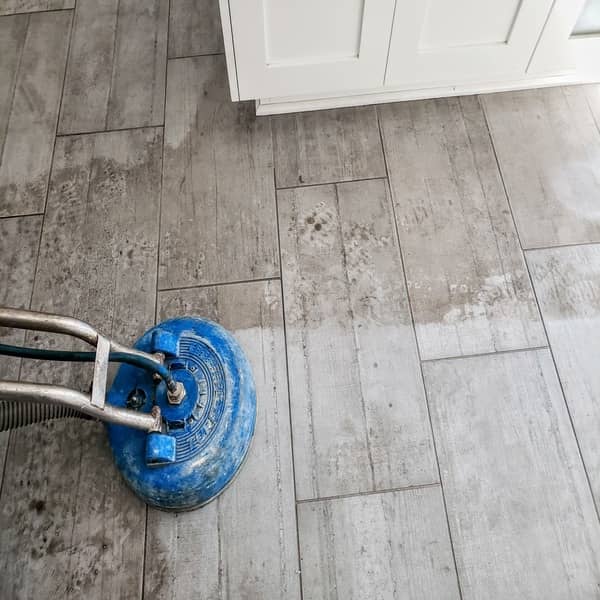 Sherman-Oaks-tile-and-grout-cleaning